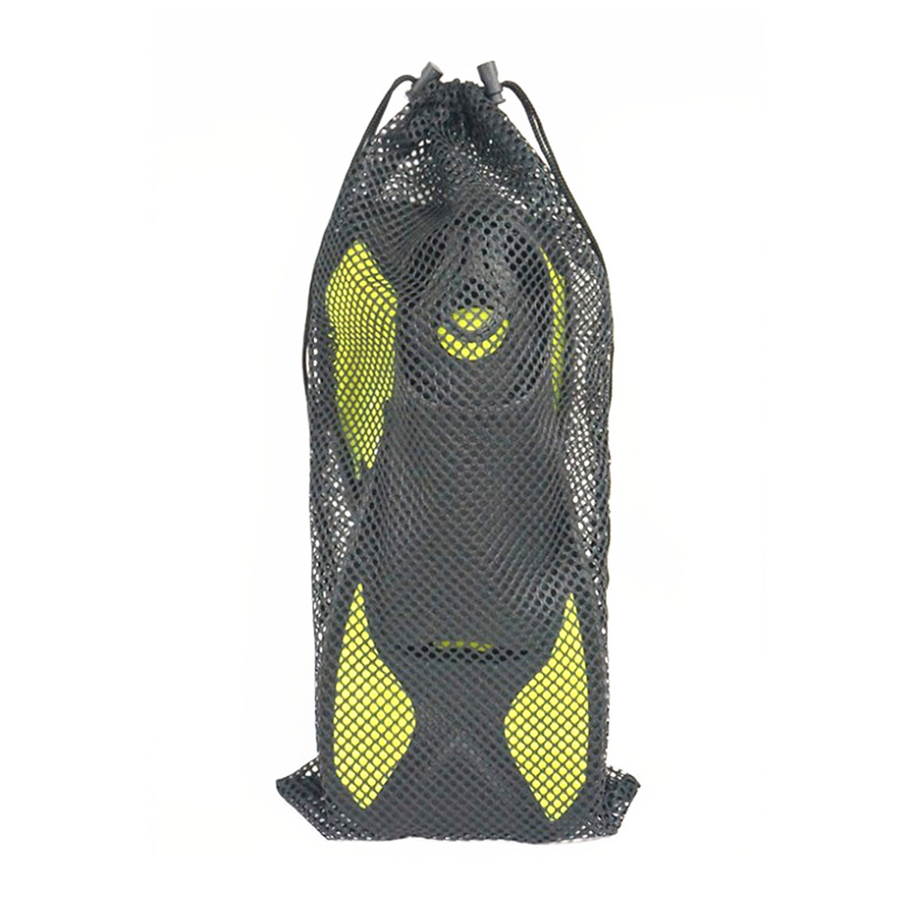 Snorkeling Gear - シュノーケリング用フィンやダイビング用品を収納できる、大容量で通気性の良いメッシュバッグ。速乾性ナイロン製で、ドローストリング付き。20kgまで収納可能。