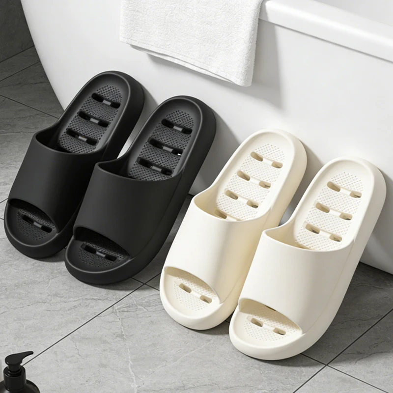 中空EVA素材のバスルームシャワーサンダル、女性用ソフトソー - Water Shoes のレビューと価格